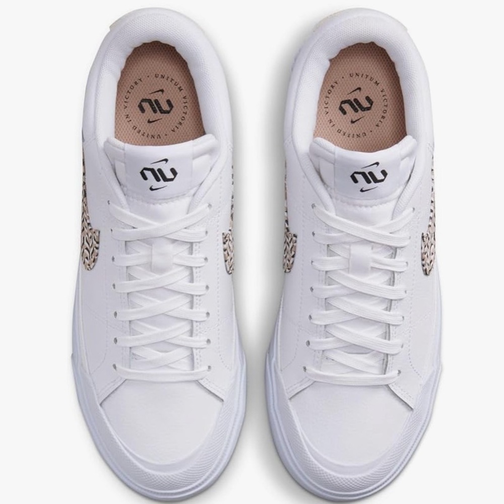 NWOT Women’s Nike Court Legacy Lift Platform Sneakers Size 10.5 - Picture 2 of 4